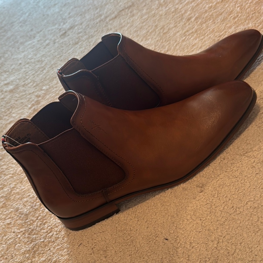 Tommy Hilfiger Brown Leather Chelsea Boots - Picture 3 of 5